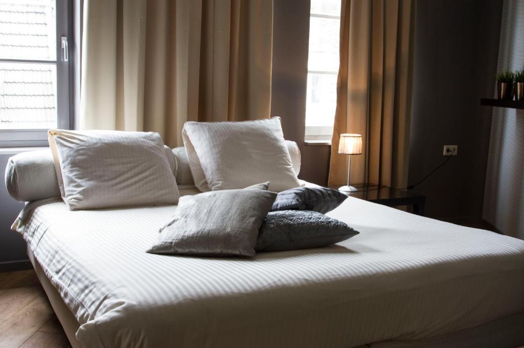 Hotel Matuchi Маастрихт Экстерьер фото