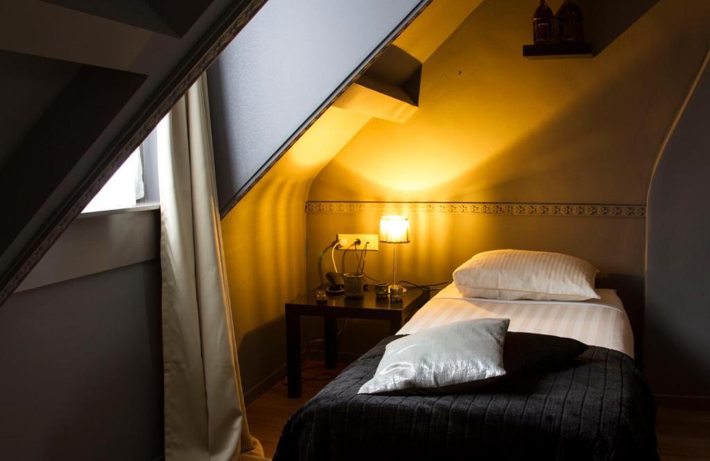 Hotel Matuchi Маастрихт Экстерьер фото